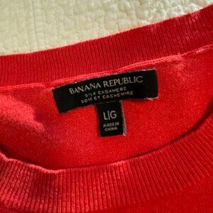 BANANA REPUBLIC  Silk cashmere sweater, womens size M